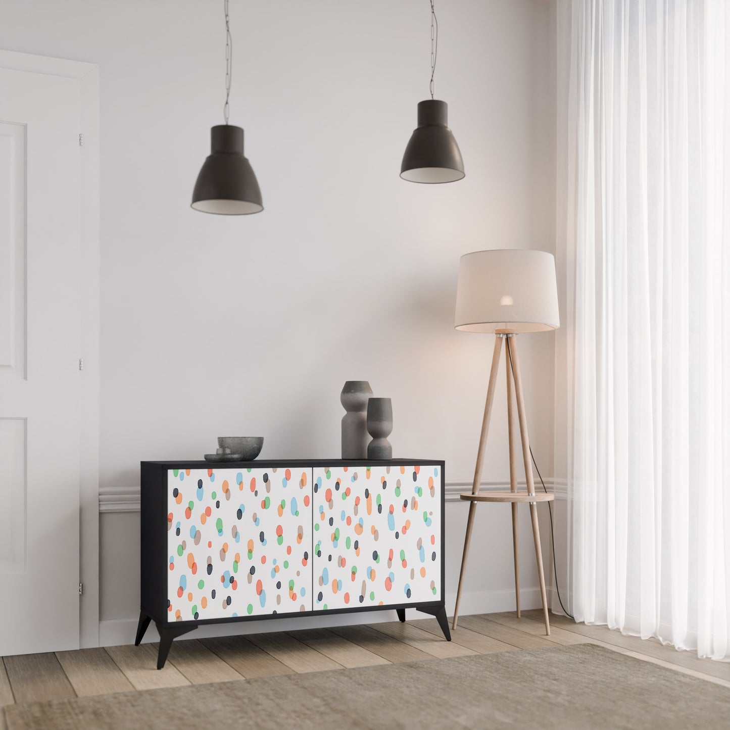 ENERGETIC SPOTS 2-dörrars skänk i svart finish