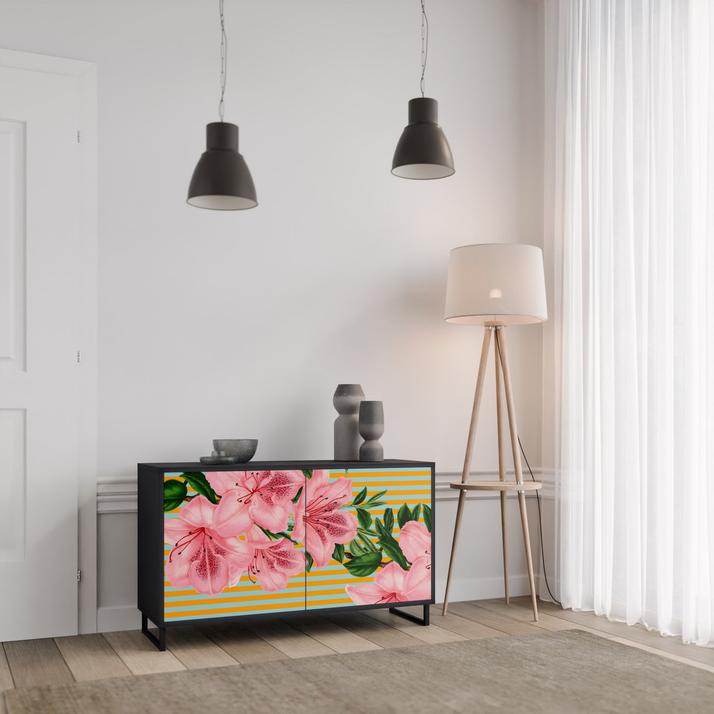 FRAGILE BEAUTY 2-dörrars skänk i svart finish