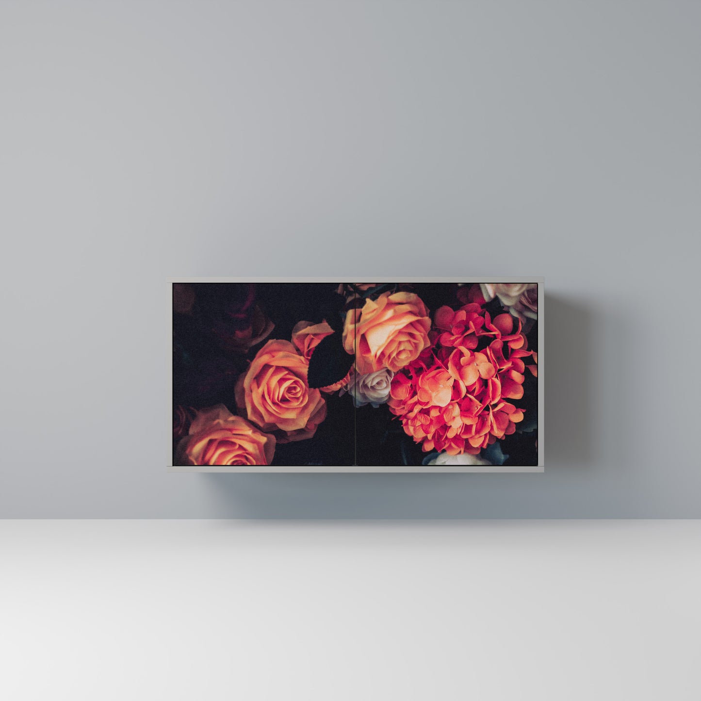 NEVERENDING BLOOM 2-Door Sideboard in Grey Finish