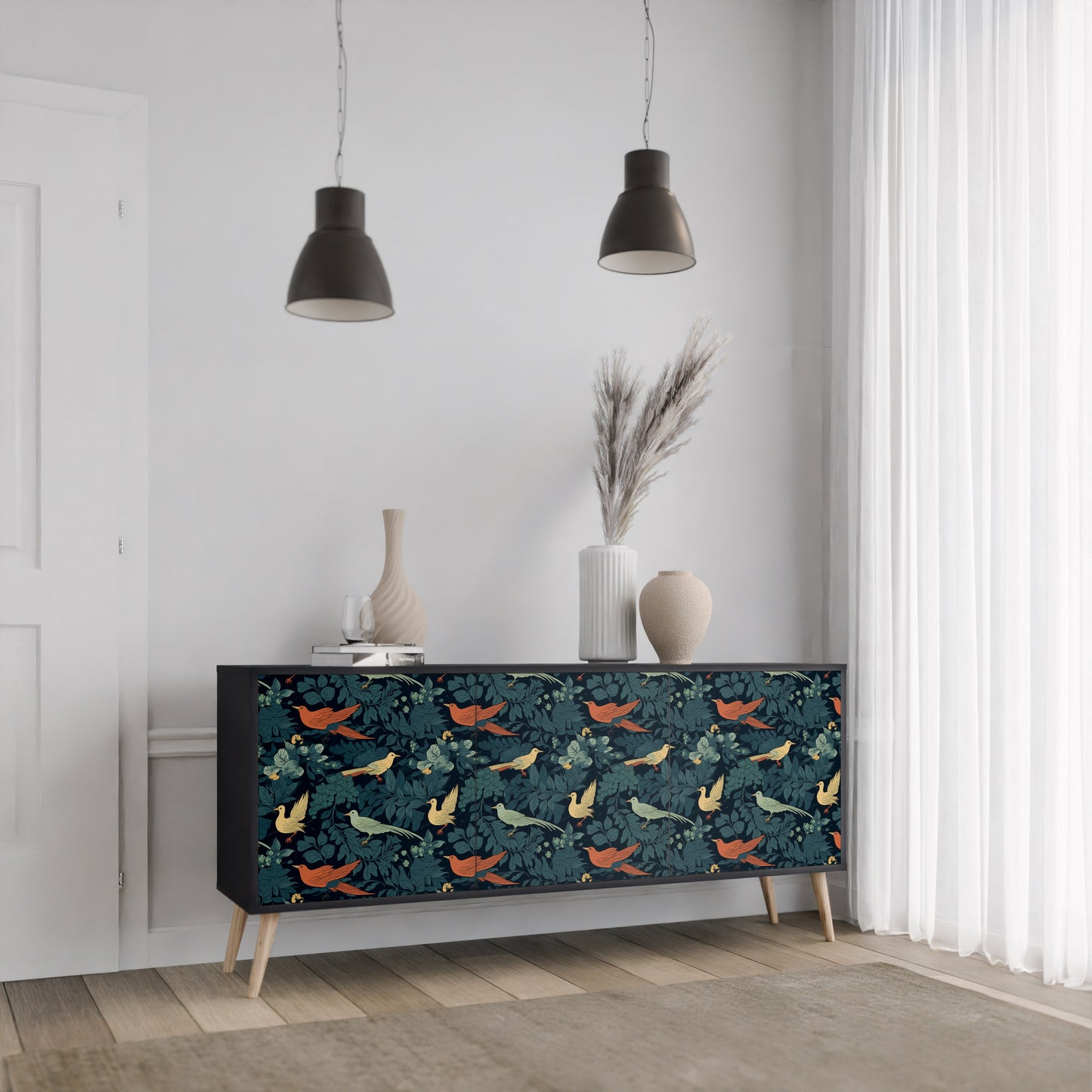 FOWL ORNAMENT 3-dörrars skänk i svart finish