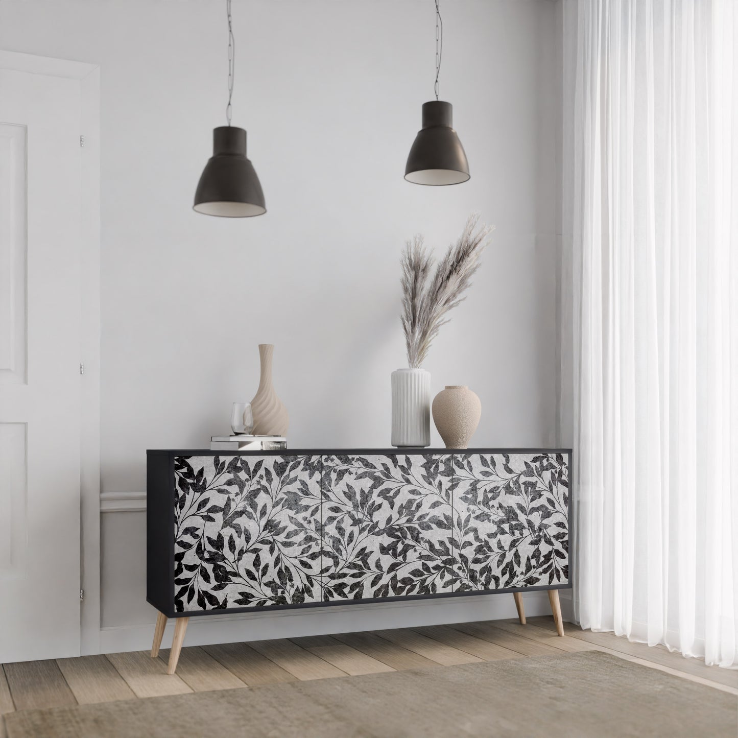 CHARCOAL SPROUT 3-dörrars skänk i svart finish