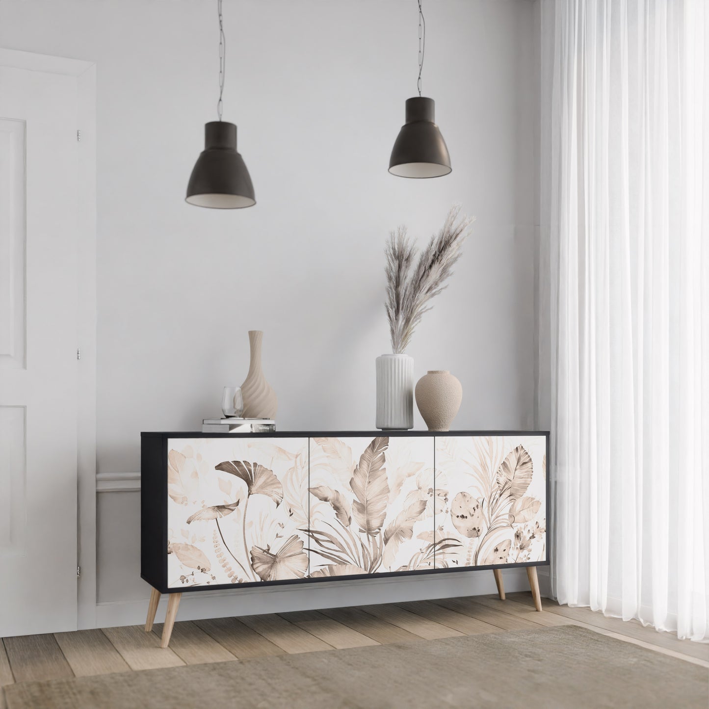 WILD TENDRNESS 3-Dörrars skänk i svart finish