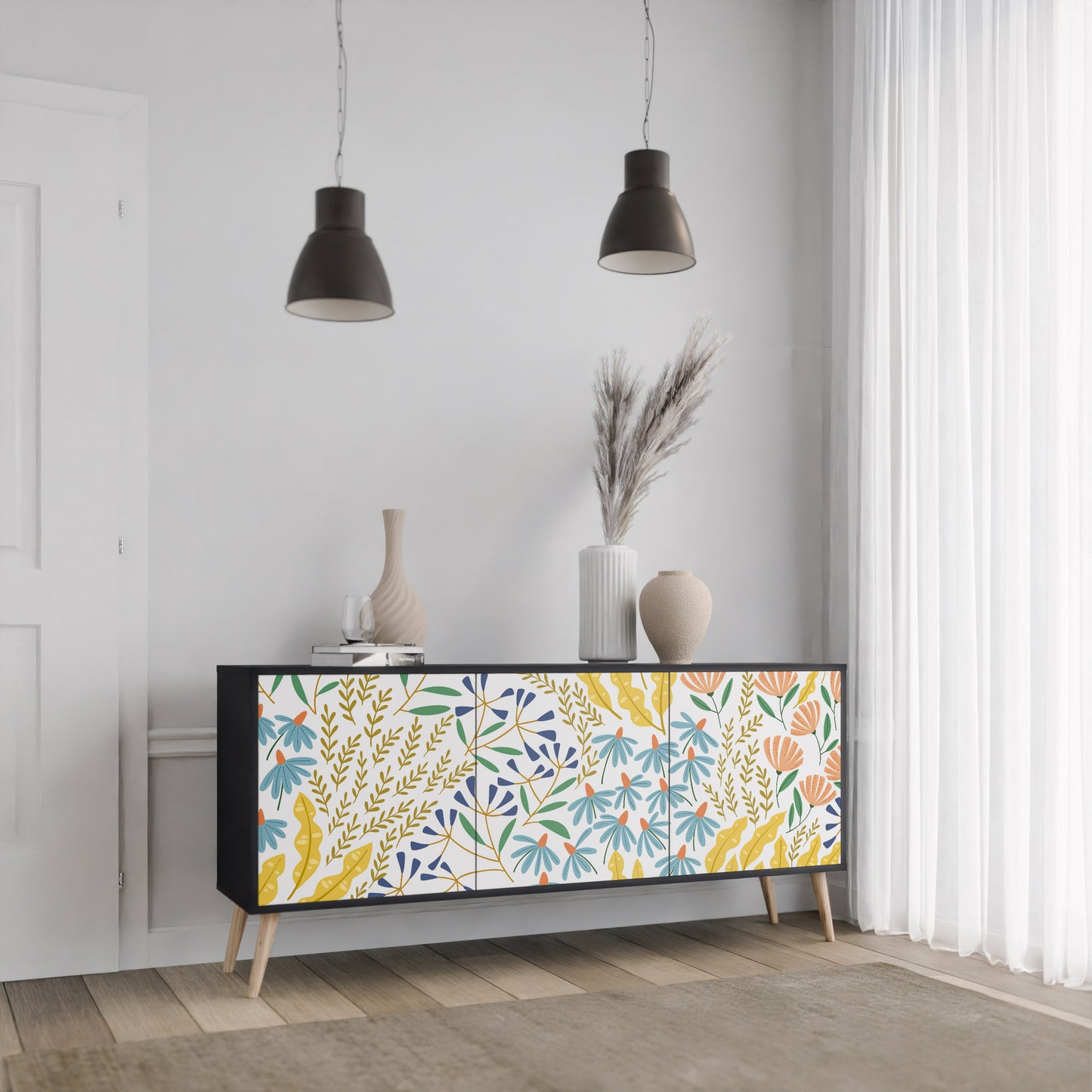 HELLO SPRING 3-dörrars skänk i svart finish