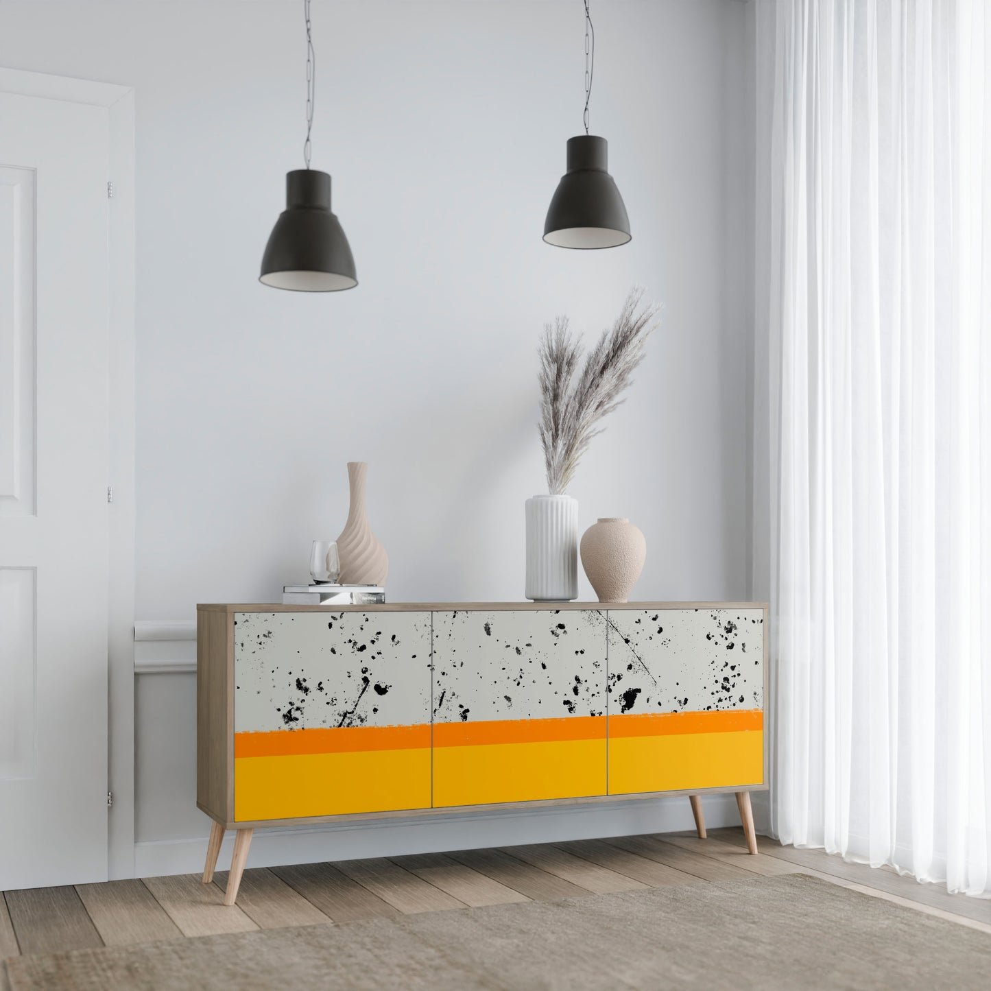 FÄRGAD AV ORANGE 3-dörrars skänk i ekeffekt