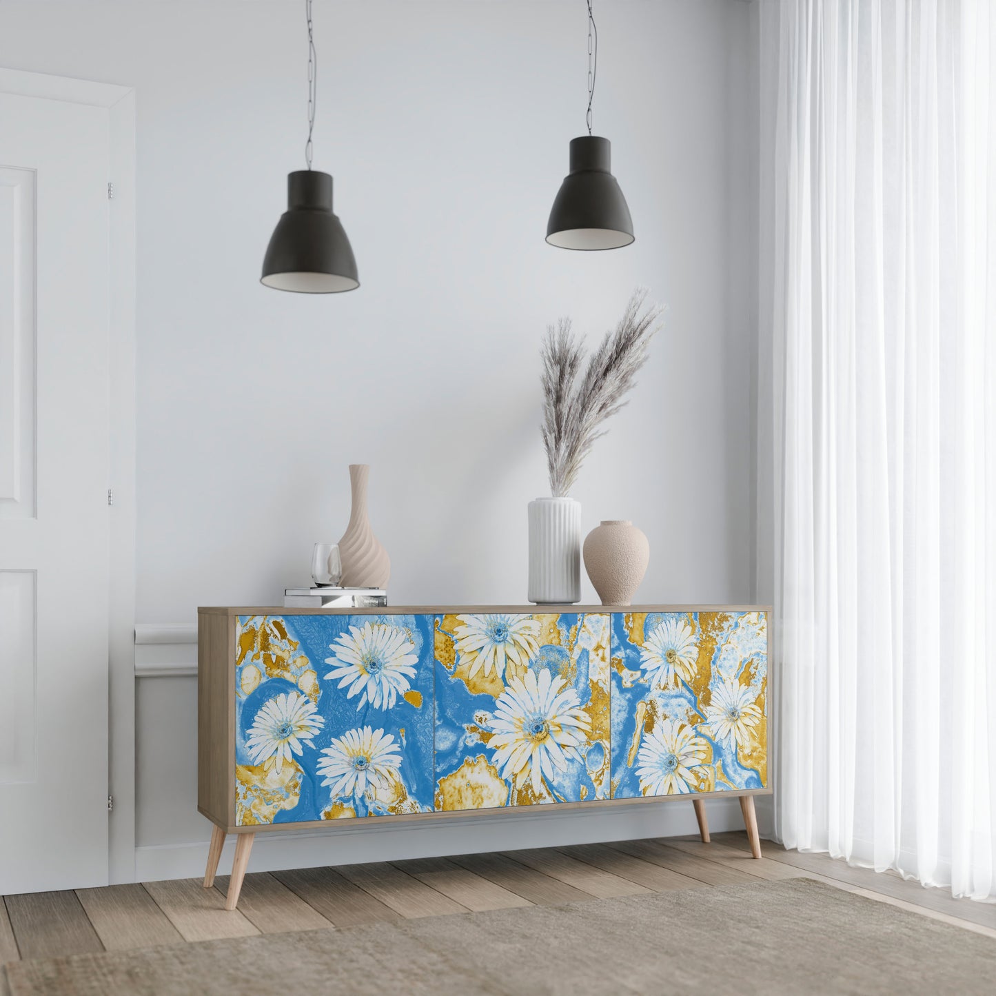 DAISY LUXE 3-Door Sideboard in Oak Effect