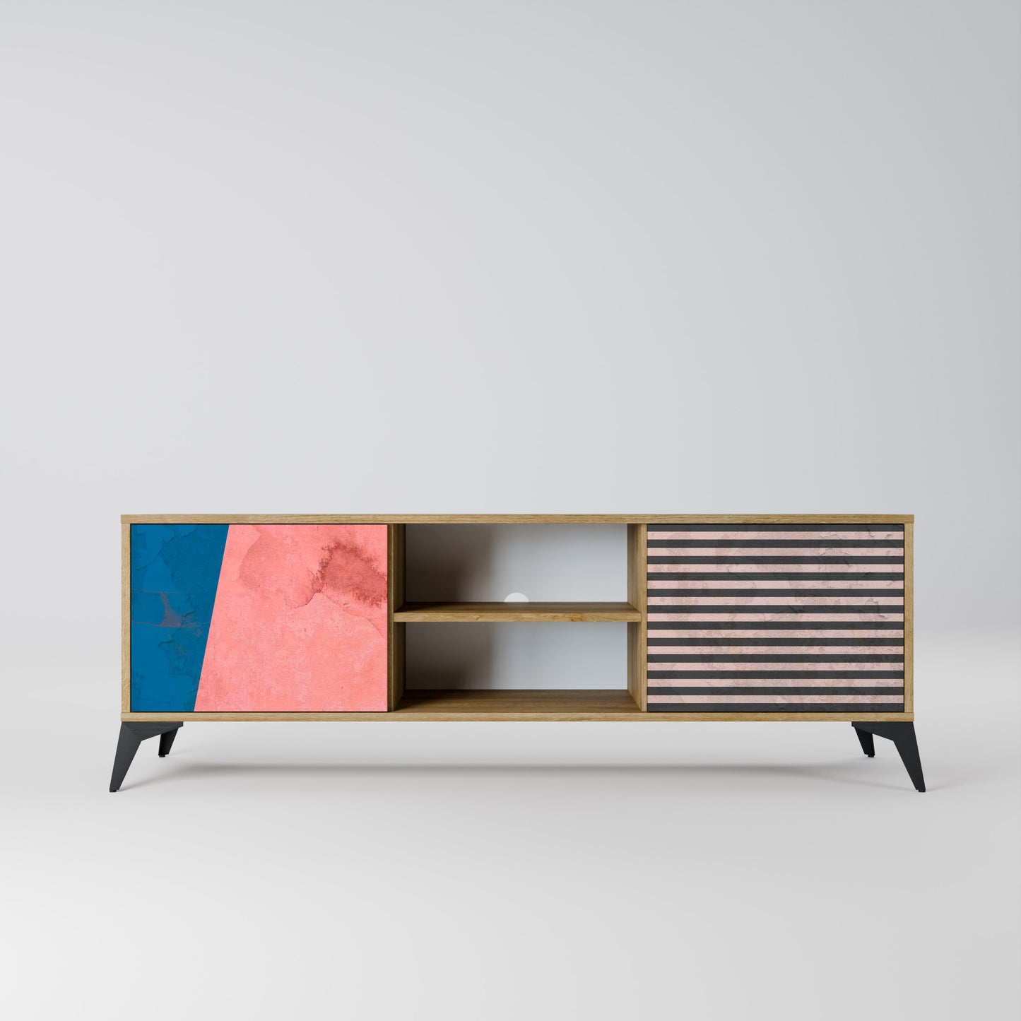 GLAMOROUS STRIPE 2-Door TV Stand in Oak Effect
