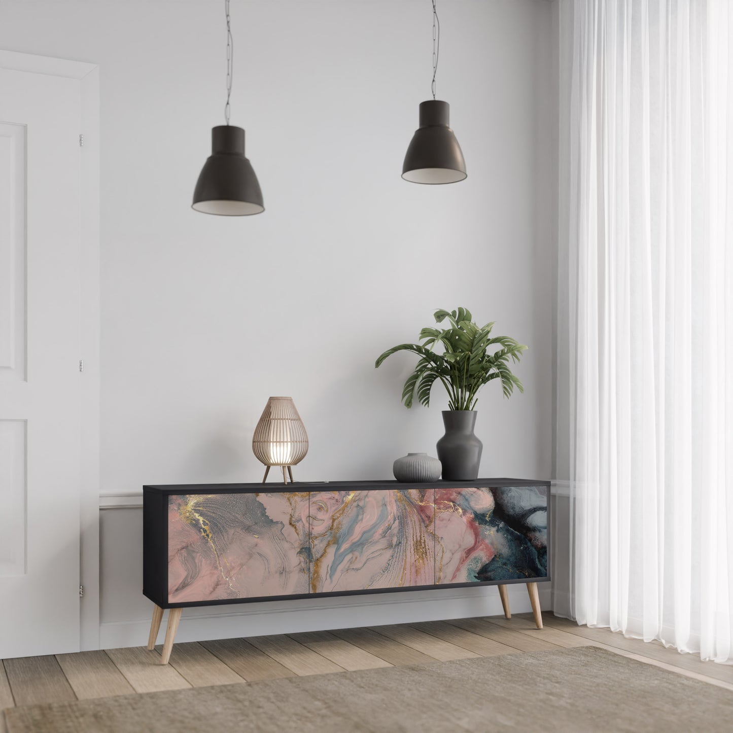 GILDED SWIRLS 3-dörrars TV-bänk i svart finish