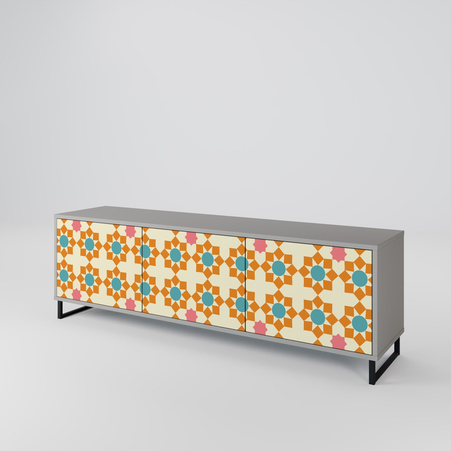 BLOMMAD DECOR 3-dörrars TV-bänk i grå finish