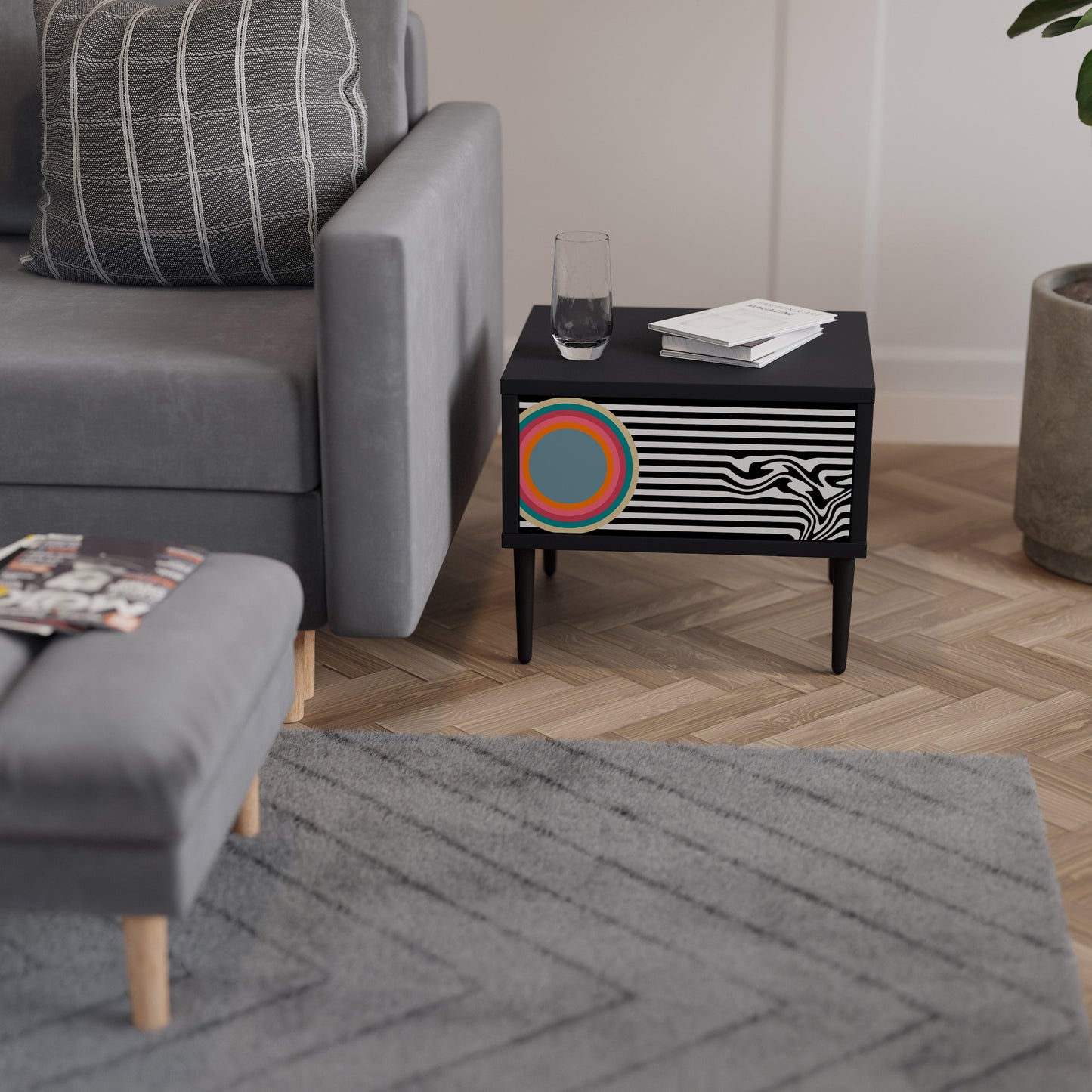 SPECTRA SHOWCASE Nattduksbord i svart finish