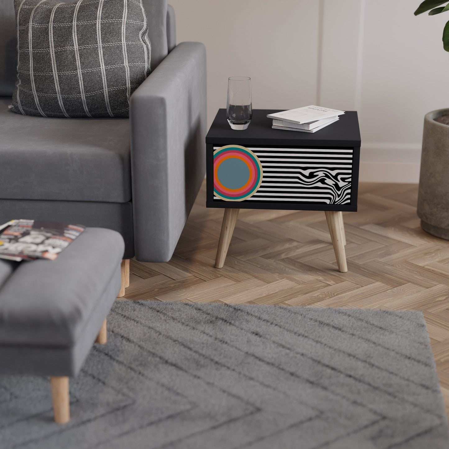 SPECTRA SHOWCASE Nattduksbord i svart finish