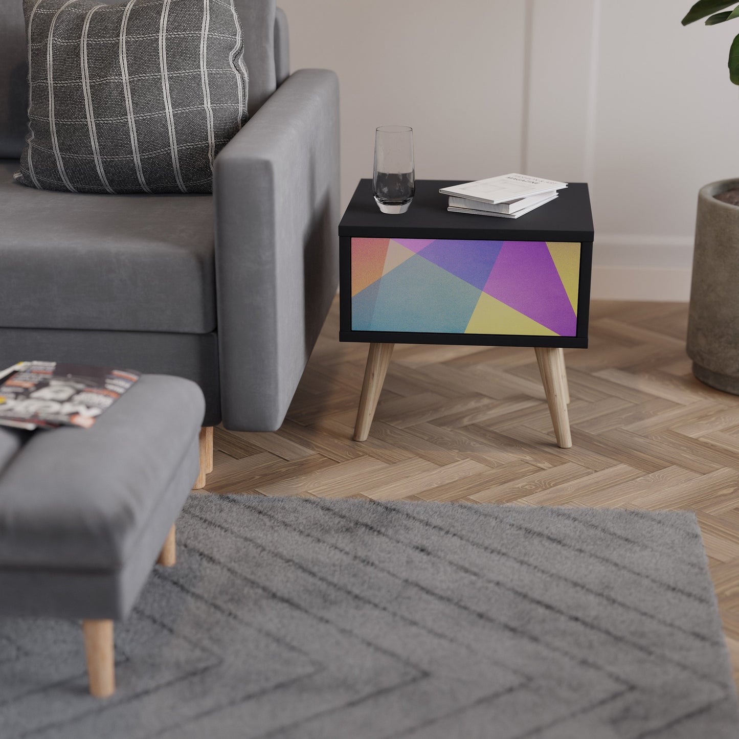 LJUS GEOMETRISK Sängbord i svart finish