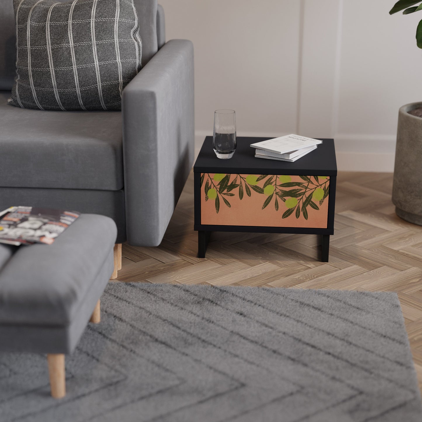 JUICY OLIVES Nightstand in Black Finish