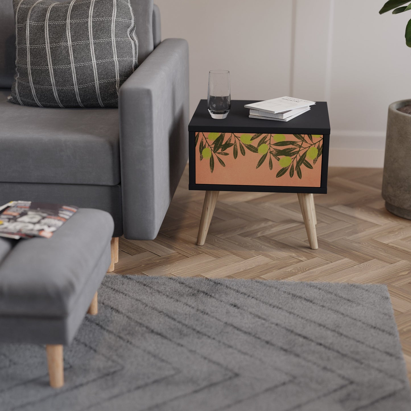 JUICY OLIVES Nightstand in Black Finish