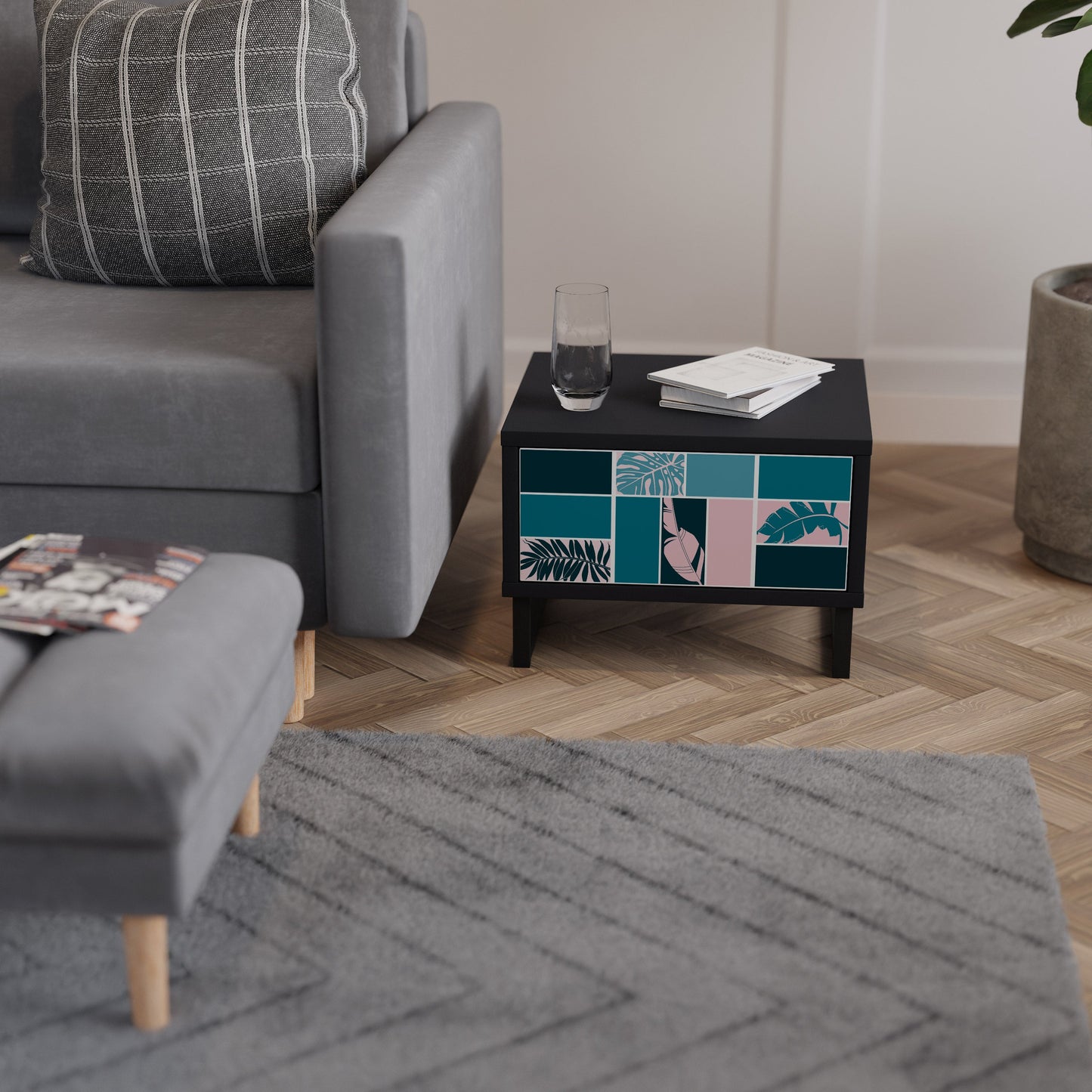 COMBINATION OF SHAPES Nightstand in Black Finish