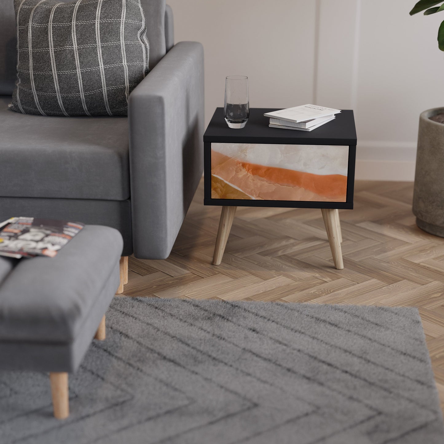 SANDHILLS SPLENDOUR Nattduksbord i svart finish