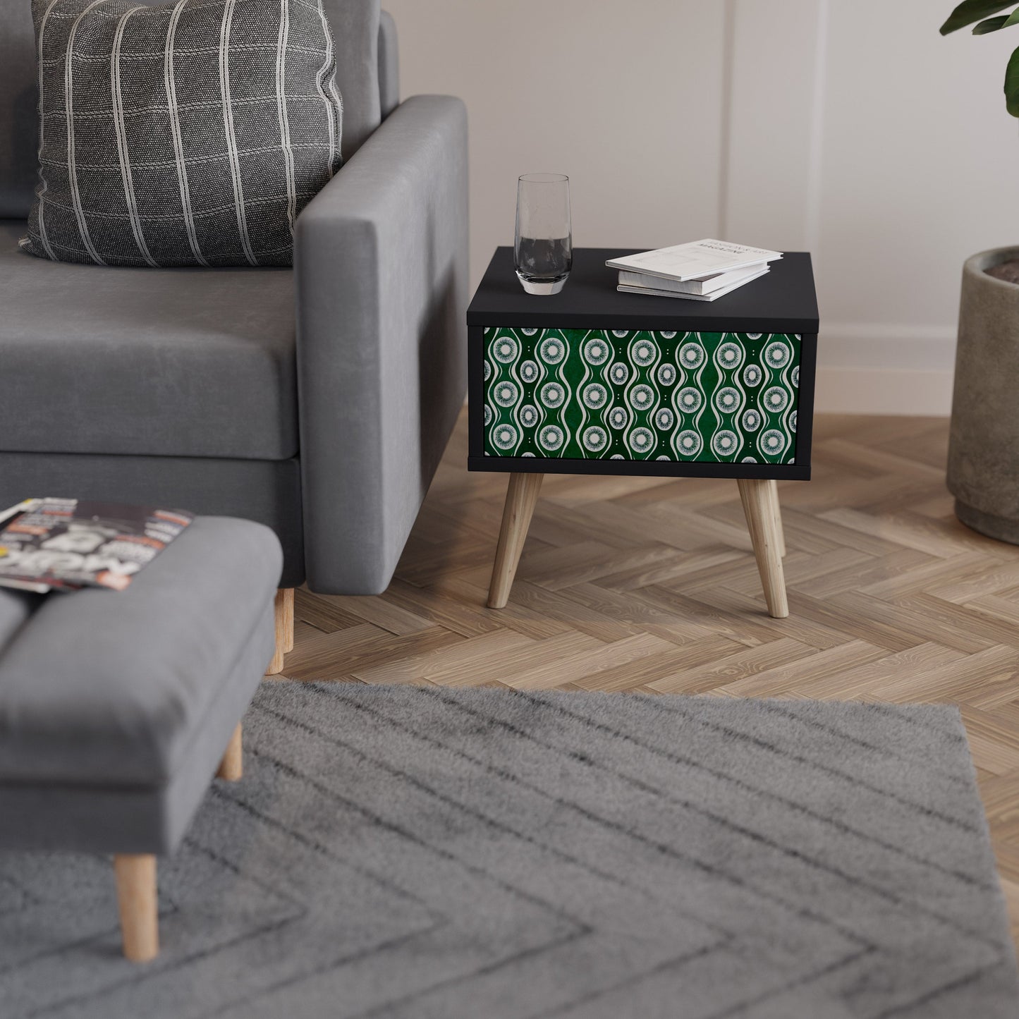 GREEN EYES nattduksbord i svart finish