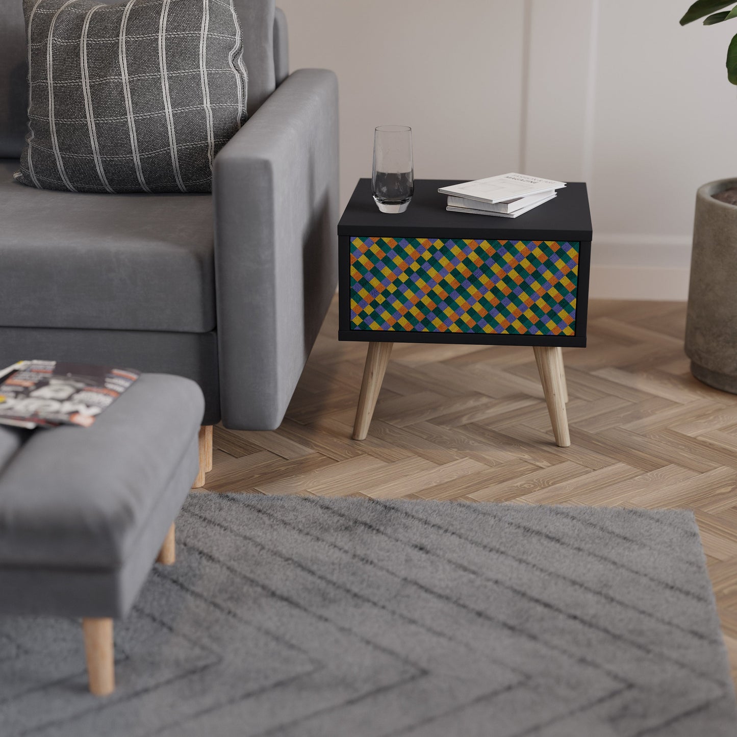 MÅLADE KVADRAT MIX nattduksbord i svart finish