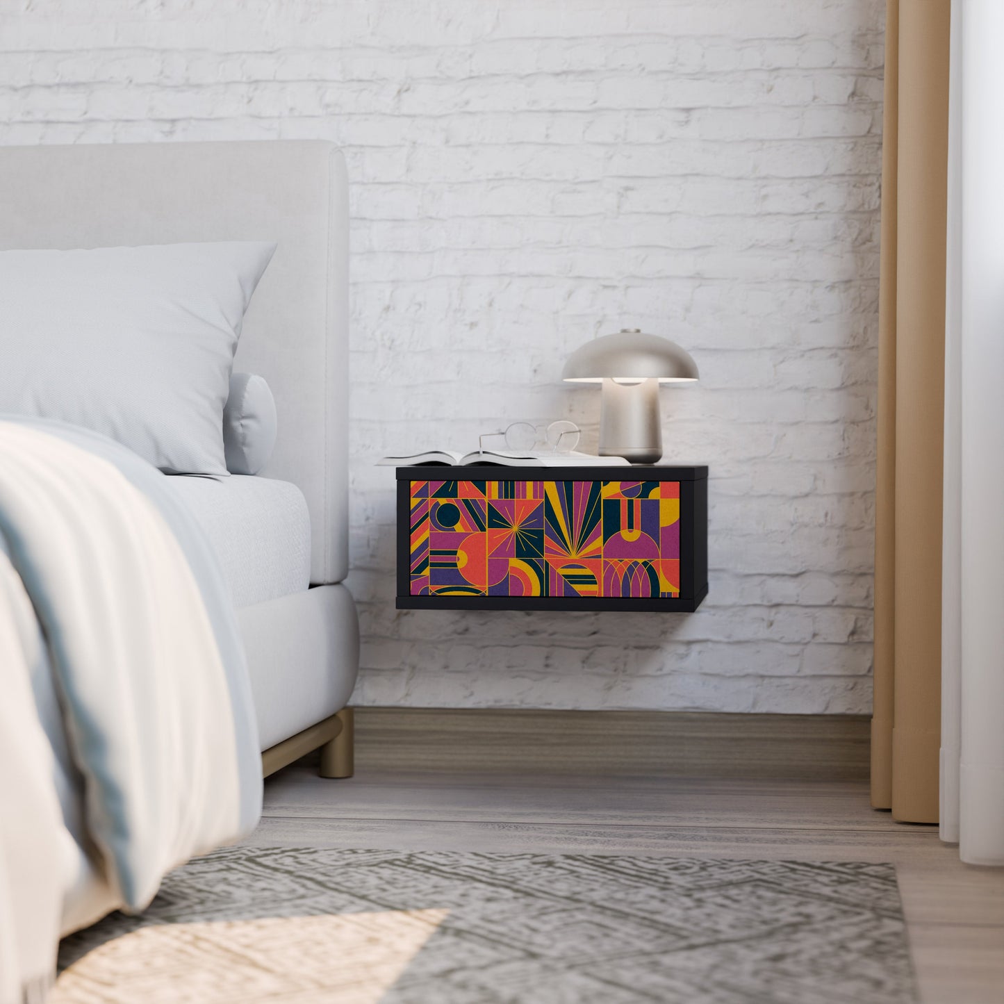 ELECTRIC PATTERNS nattduksbord i svart finish
