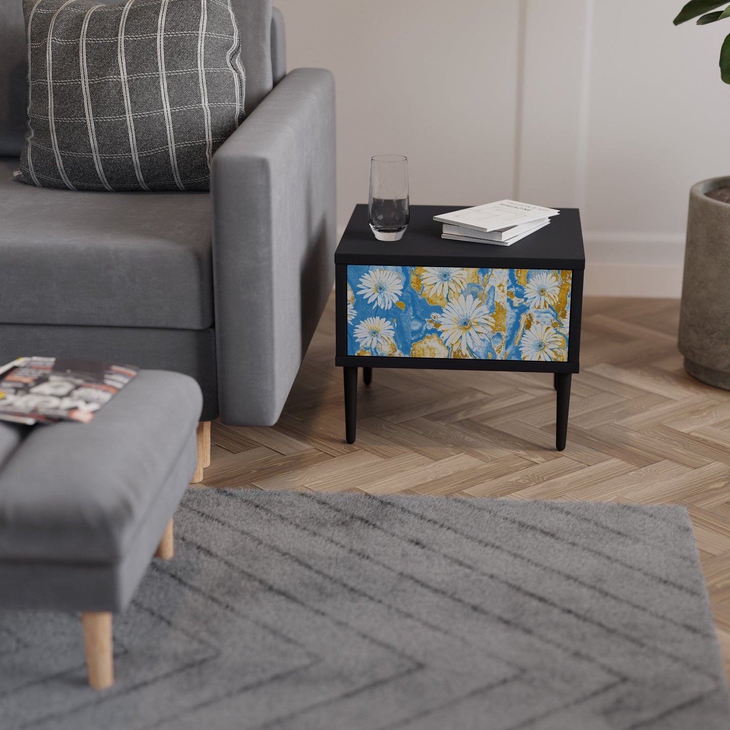 DAISY LUXE nattduksbord i svart finish