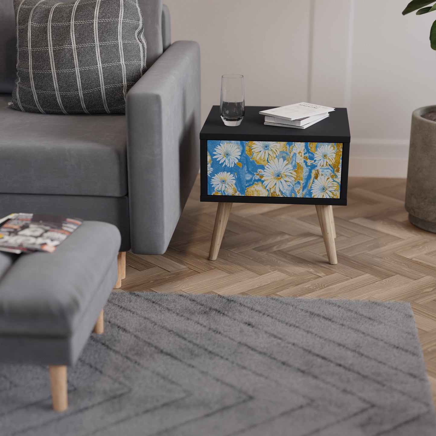 DAISY LUXE nattduksbord i svart finish