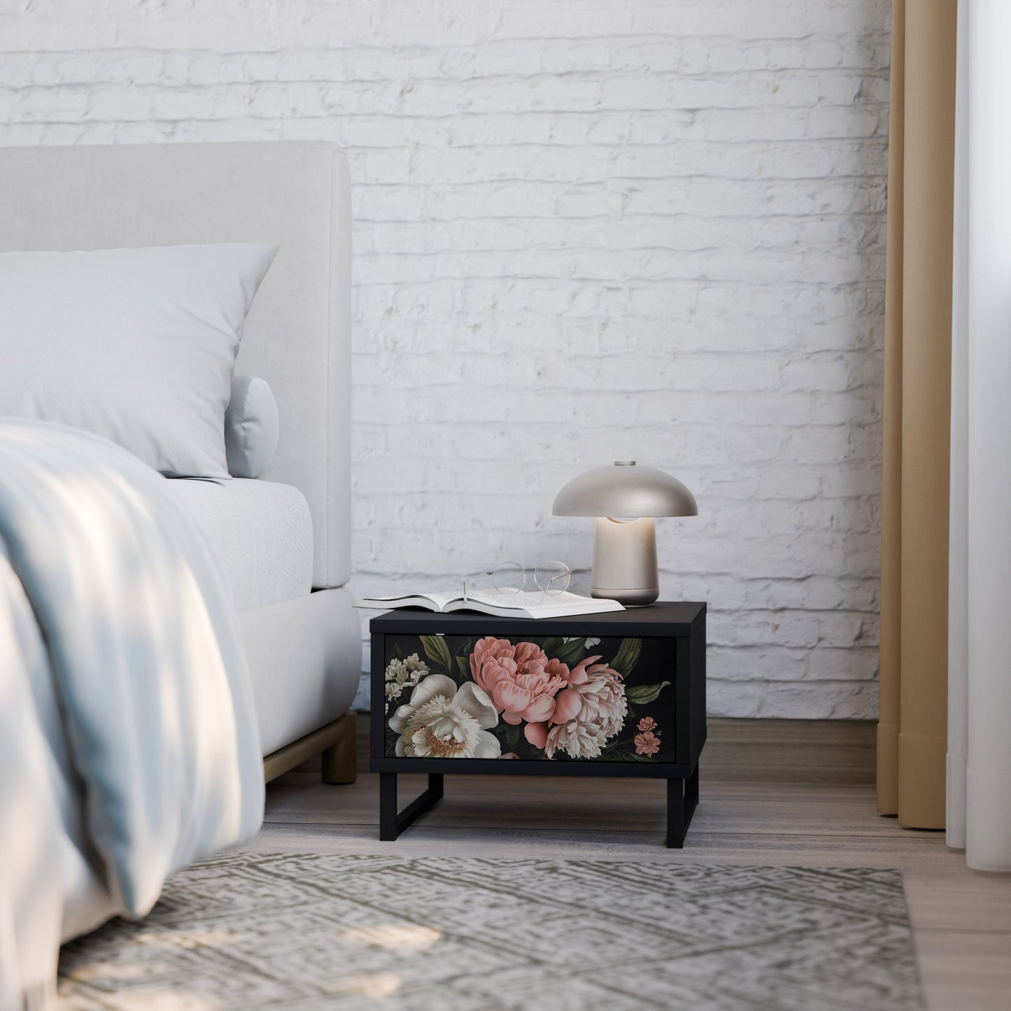 LUSH ELEGANCE Nattduksbord i svart finish
