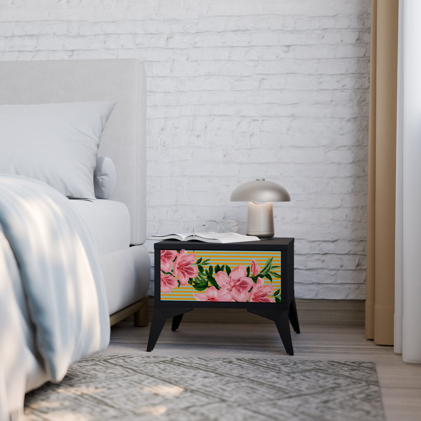 FRAGILE BEAUTY Nattduksbord i svart finish