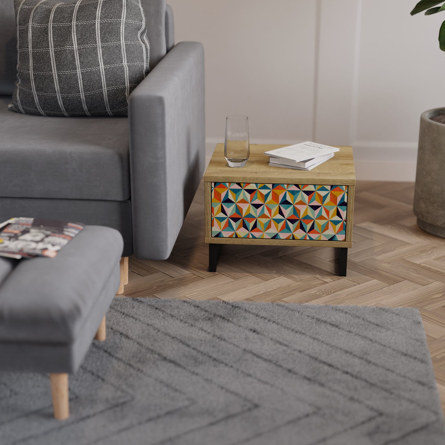 TESSELATE TREASURES Nattduksbord i Oak Effect