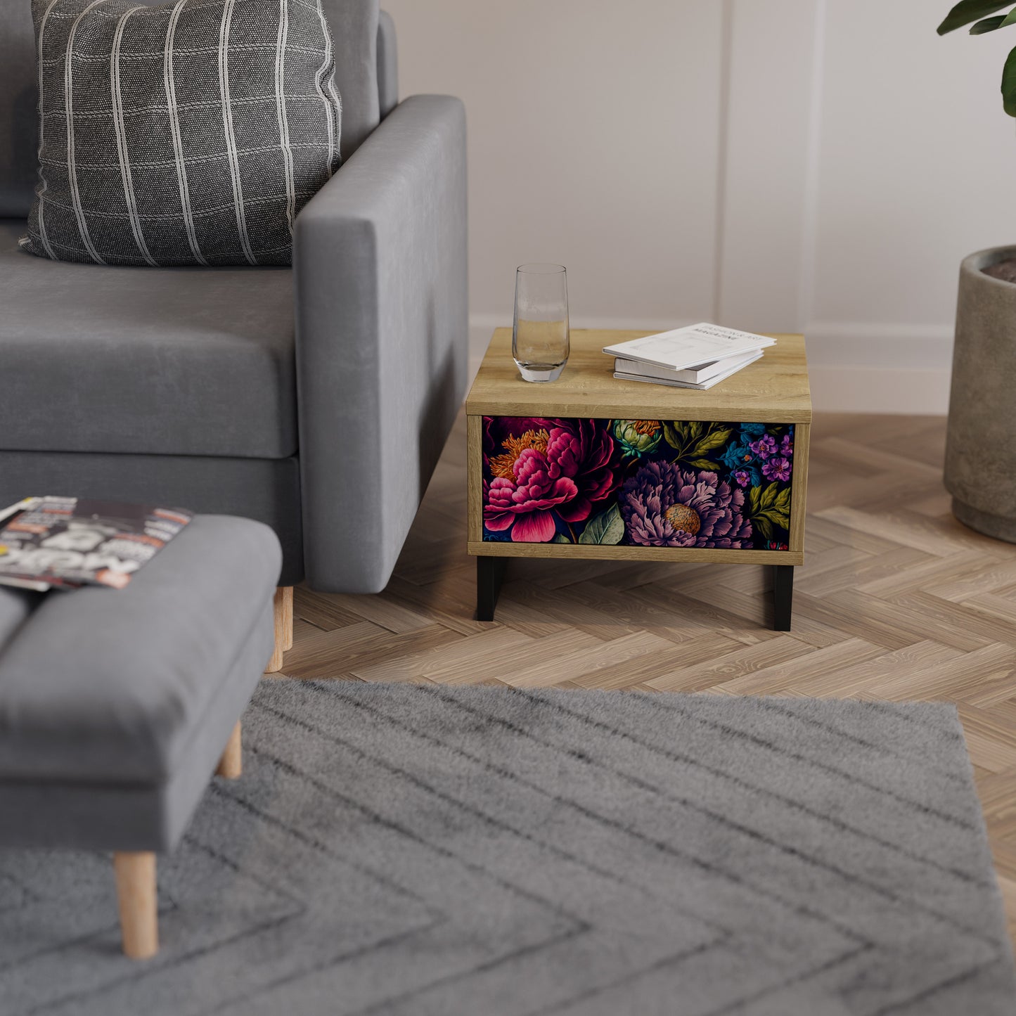 BLOOMING ELEGANCE Nattduksbord i ekeffekt