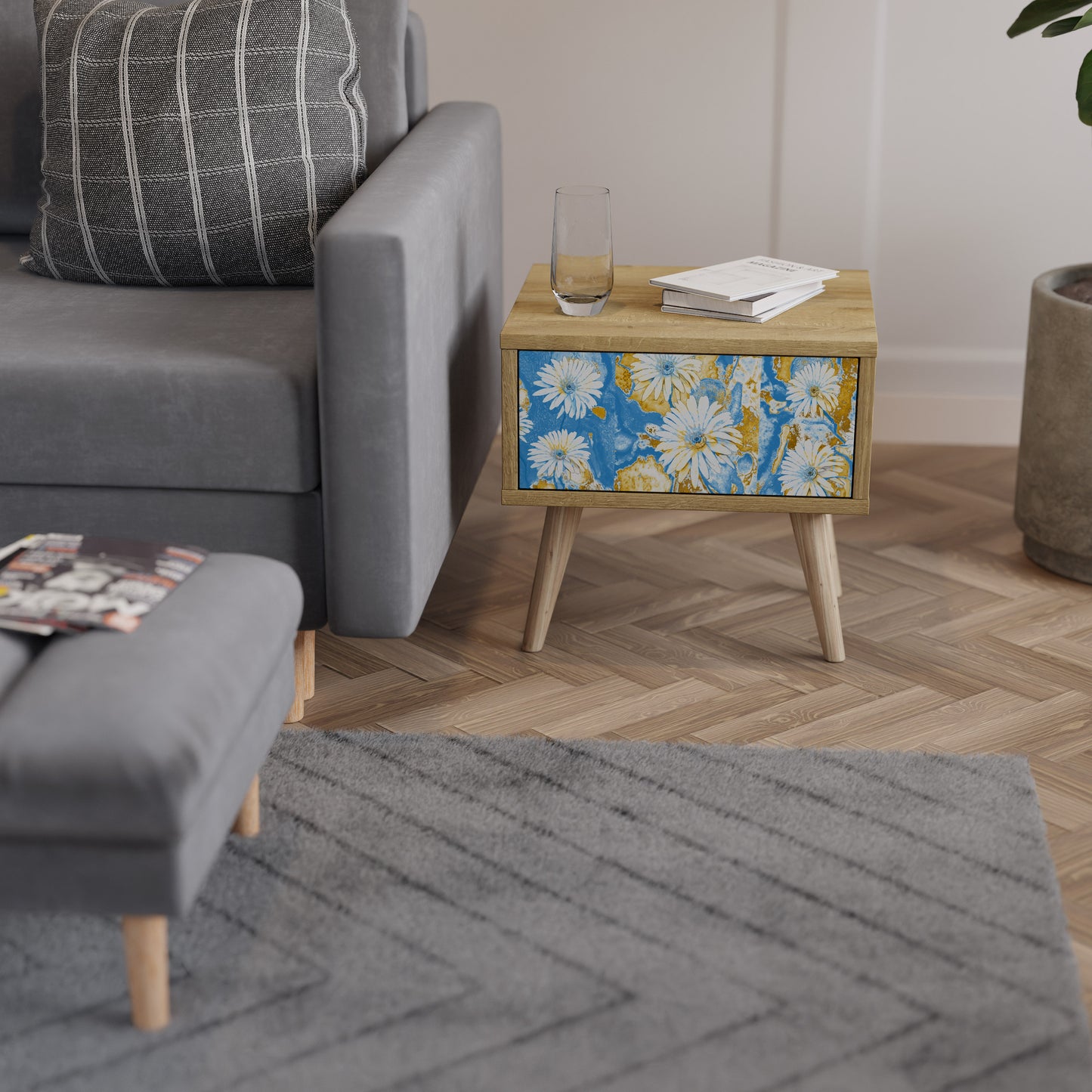 DAISY LUXE Nightstand in Oak Effect
