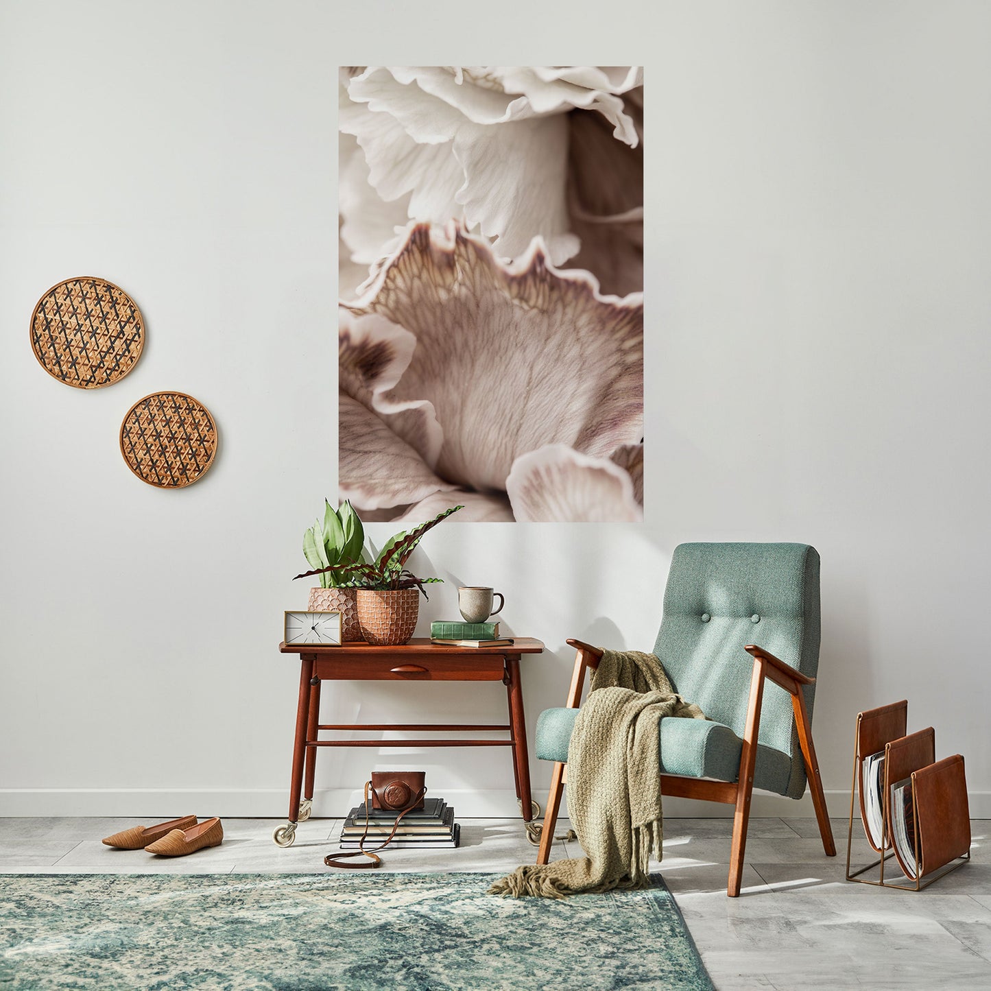 SURREAL BLOOM DANCE Vertikal poster med självhäftande motiv