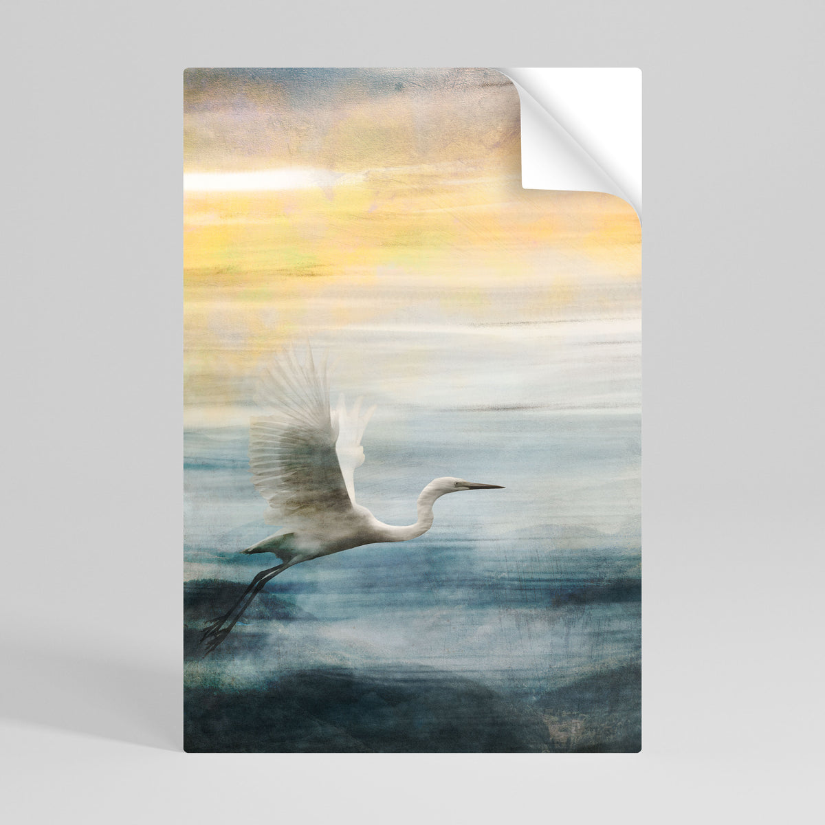 HERON IN FLY Självhäftande Vertikal Poster