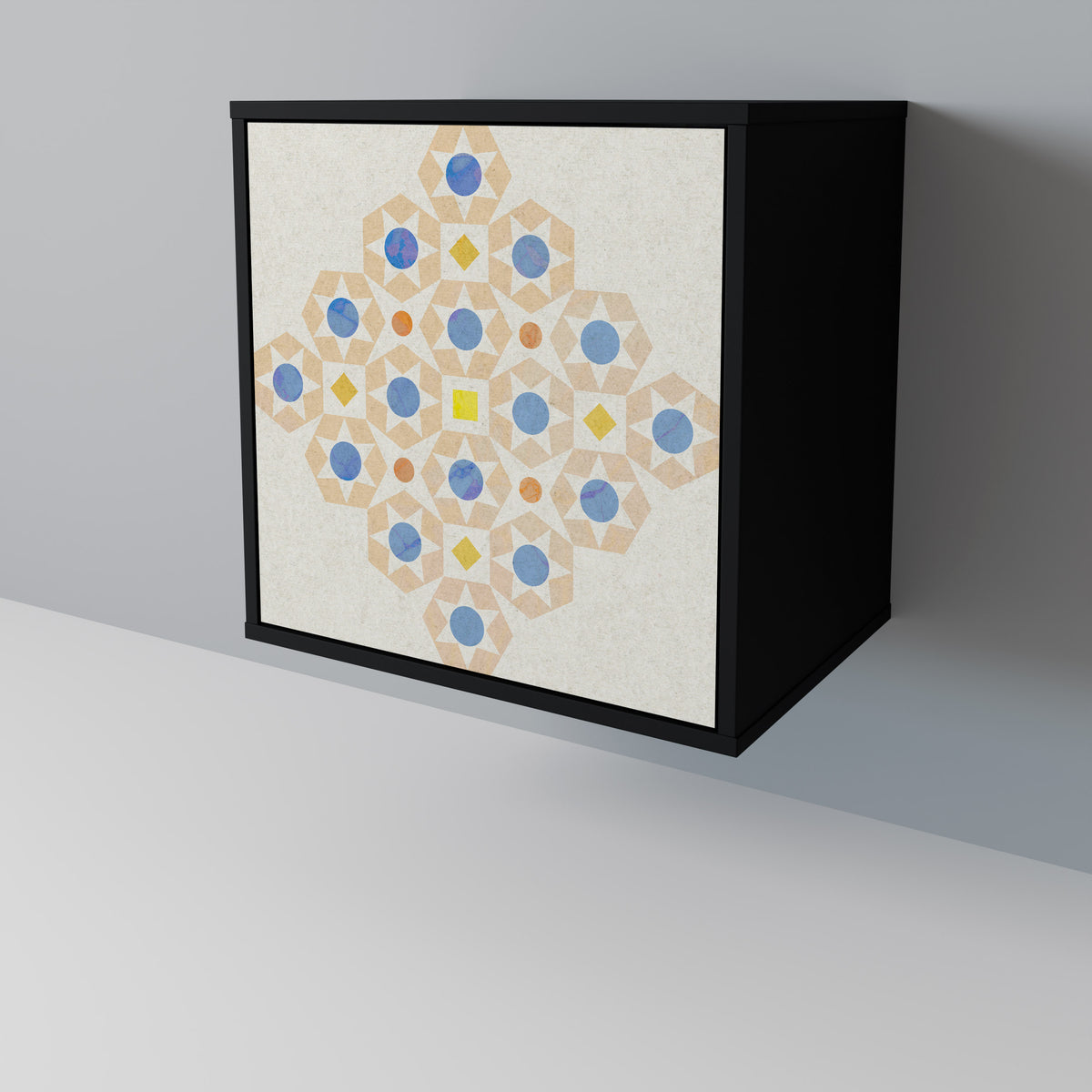 PATTERNED PRISM Skänk med en dörr