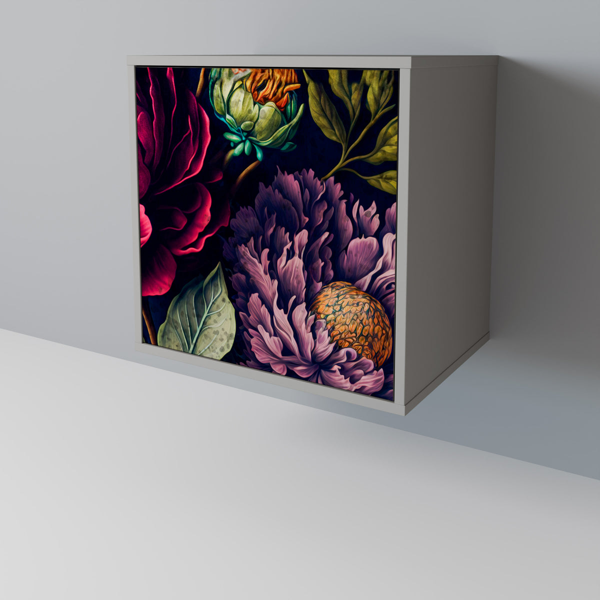 BLOOMING ELEGANCE Skänk med en dörr