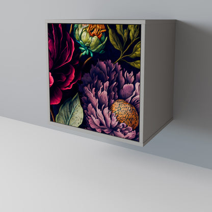 BLOOMING ELEGANCE Skänk med en dörr