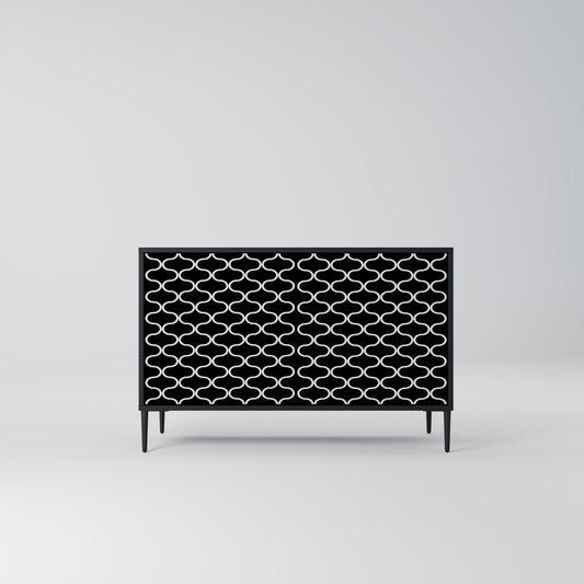 TESSELATED BLACKNESS 2-dörrars skänk i svart finish