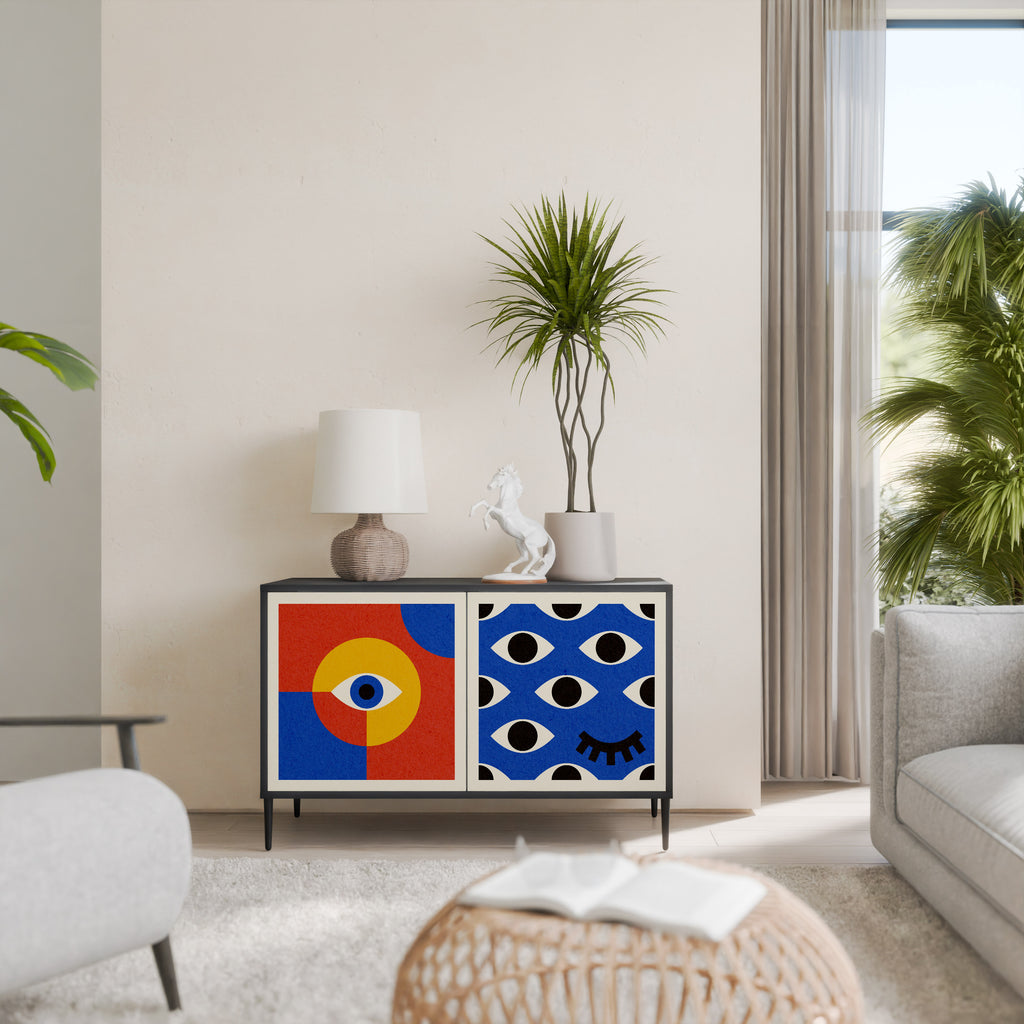 GEOMETRIC EYES 2-dörrars skänk i svart finish