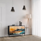 OMINOUS MOUNTAINS Skänk med två dörrar