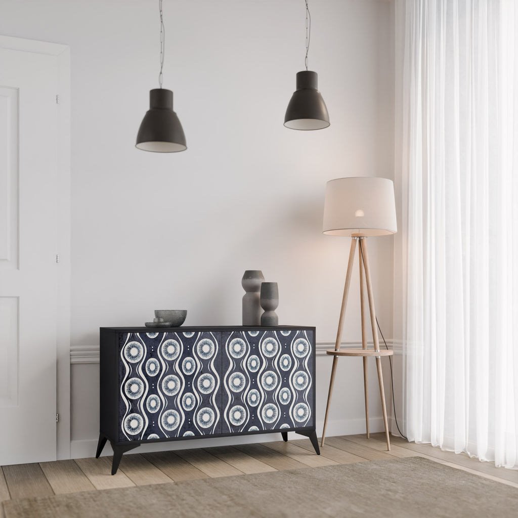 GRAPHITE EYES 2-dörrars skänk i svart finish