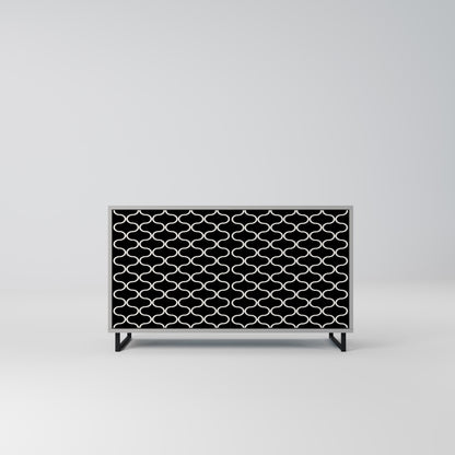 TESSELATED BLACKNESS 2-dörrars skänk i grå finish
