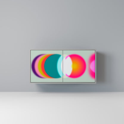 SYMPHONY OF COLOURS 2-dörrars skänk i grå finish