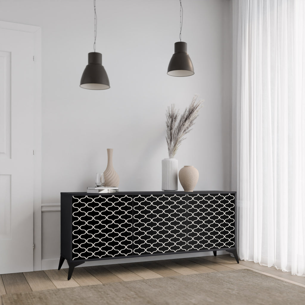 TESSELATED BLACKNESS 3-dörrars skänk i svart finish