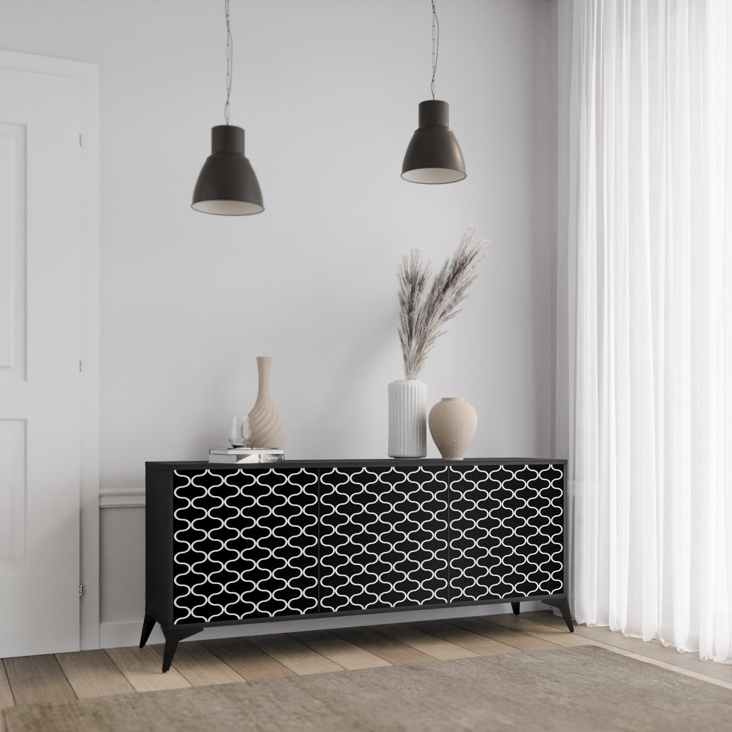 TESSELATED BLACKNESS 3-dörrars skänk i svart finish