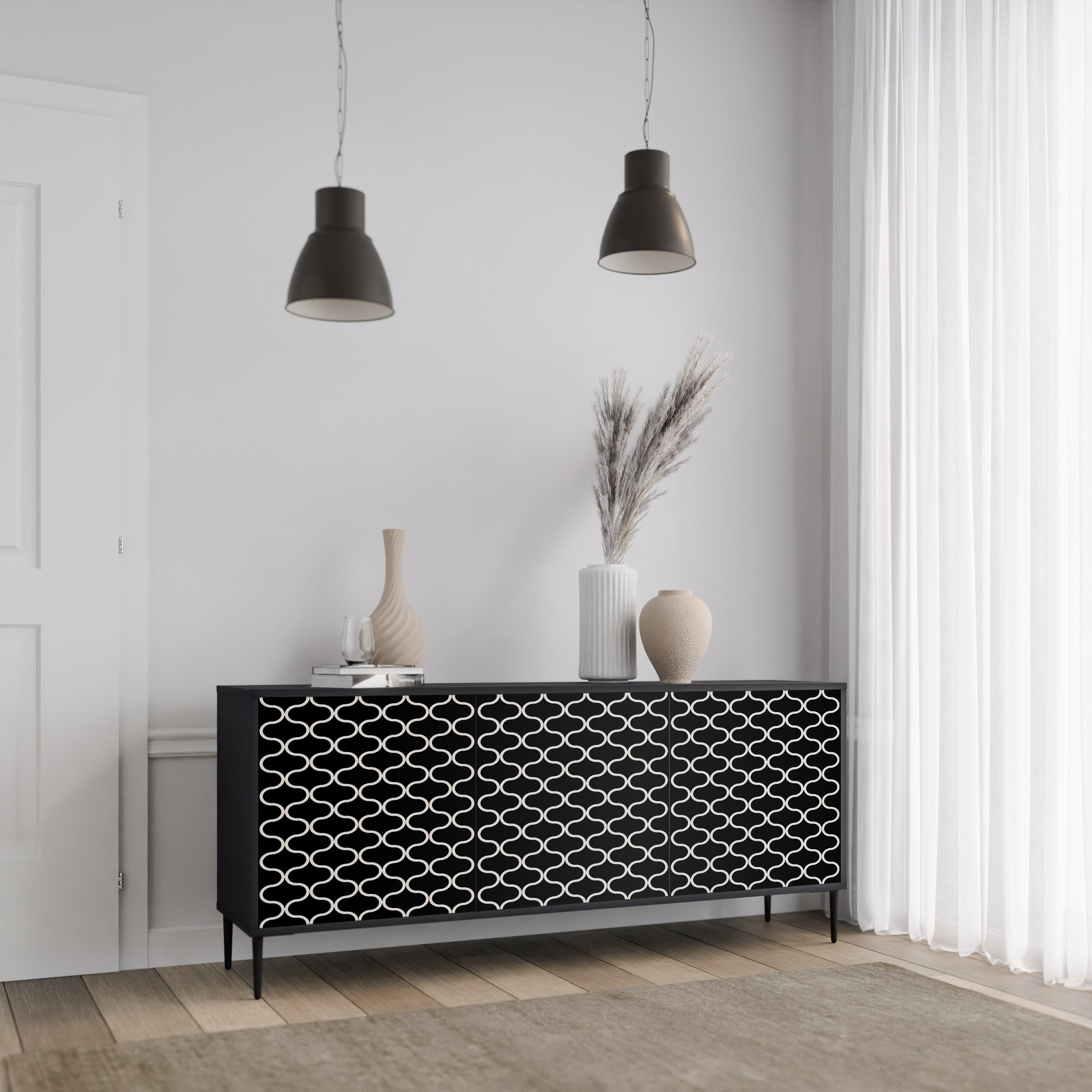 TESSELATED BLACKNESS 3-dörrars skänk i svart finish