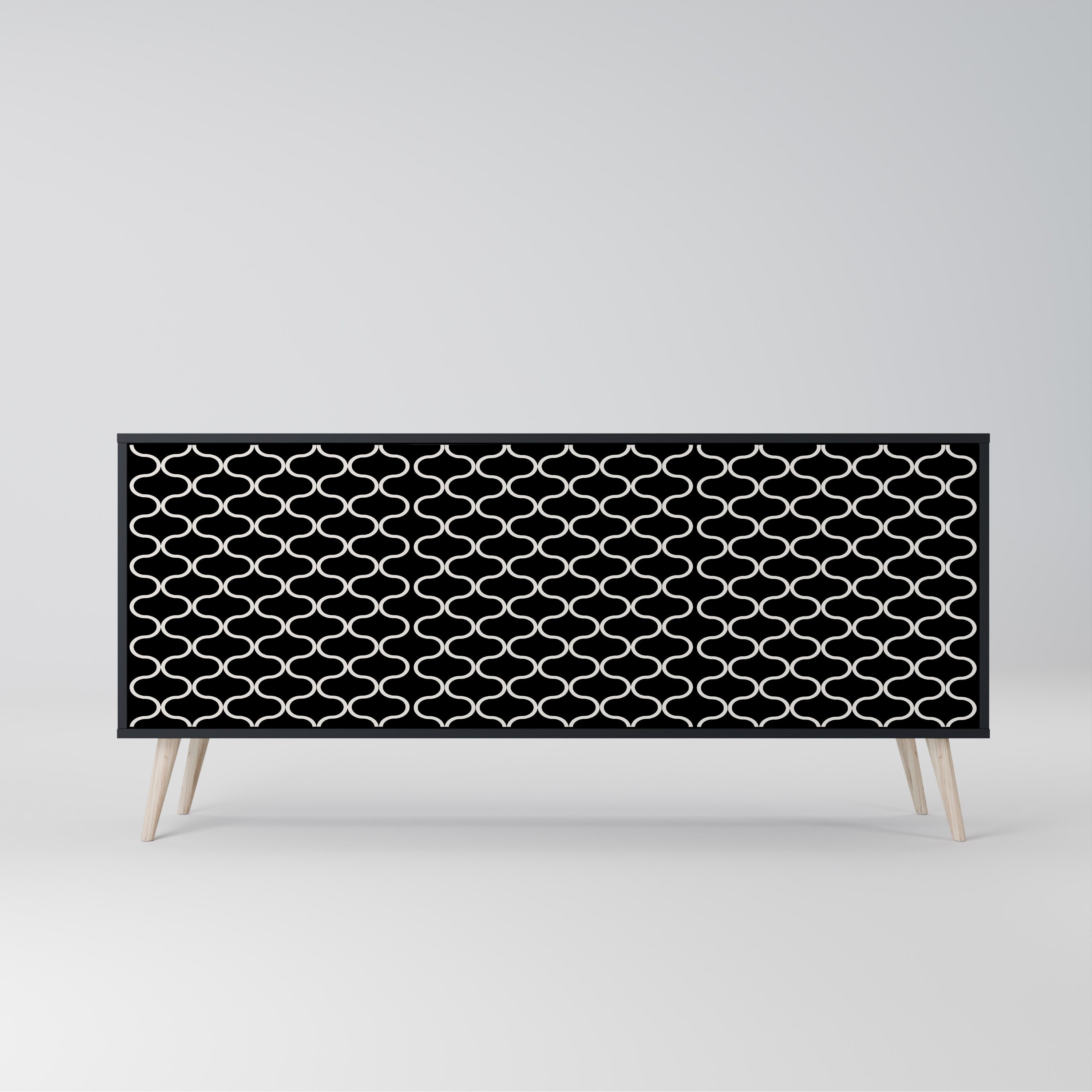 TESSELATED BLACKNESS 3-dörrars skänk i svart finish