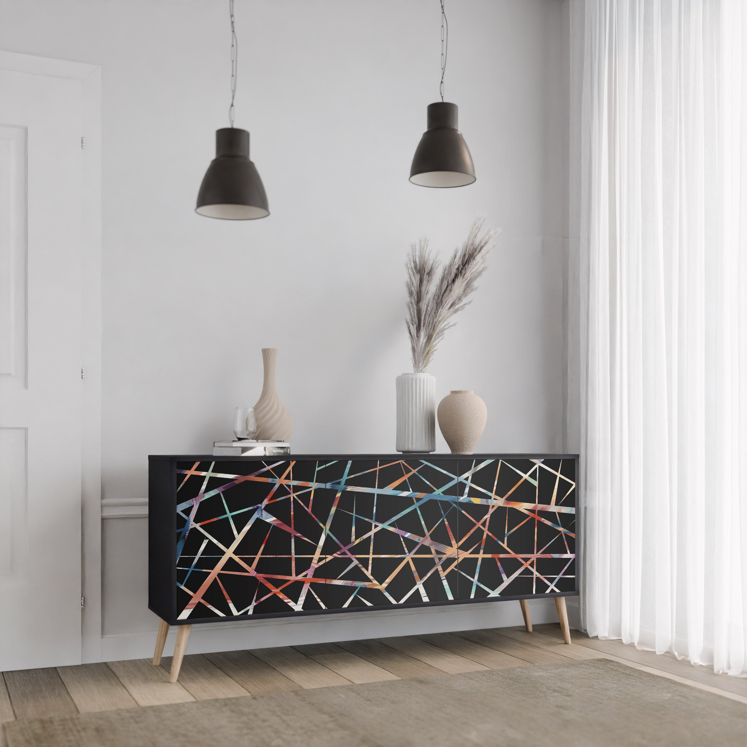 POLYGON VERVE 3-dörrars skänk i svart finish