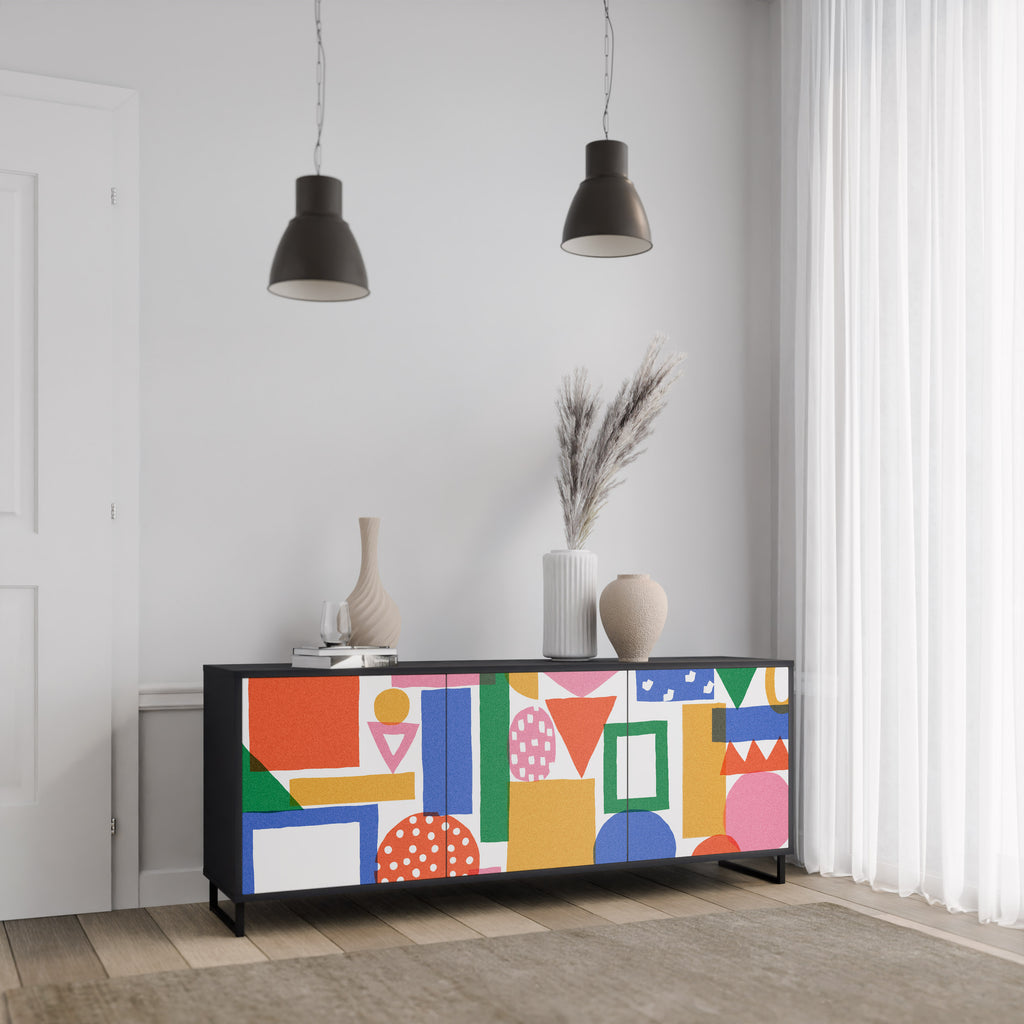 GEOMETRIC GLIMMER 3-dörrars skänk i svart finish