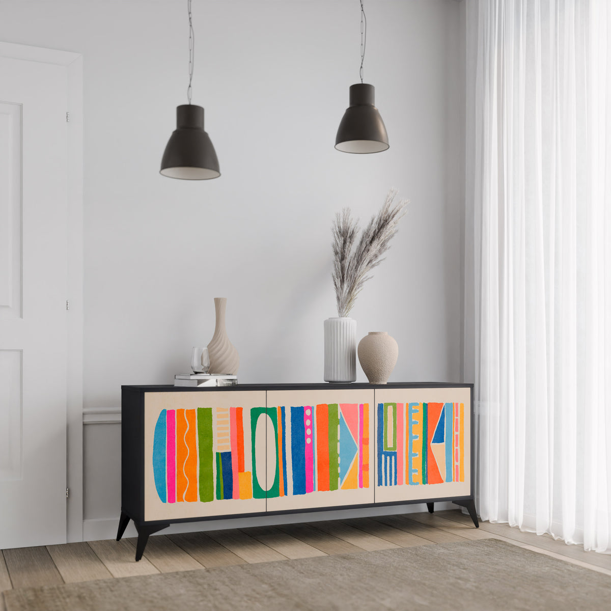 GEOMETRIC SHINE Skänk med tre dörrar