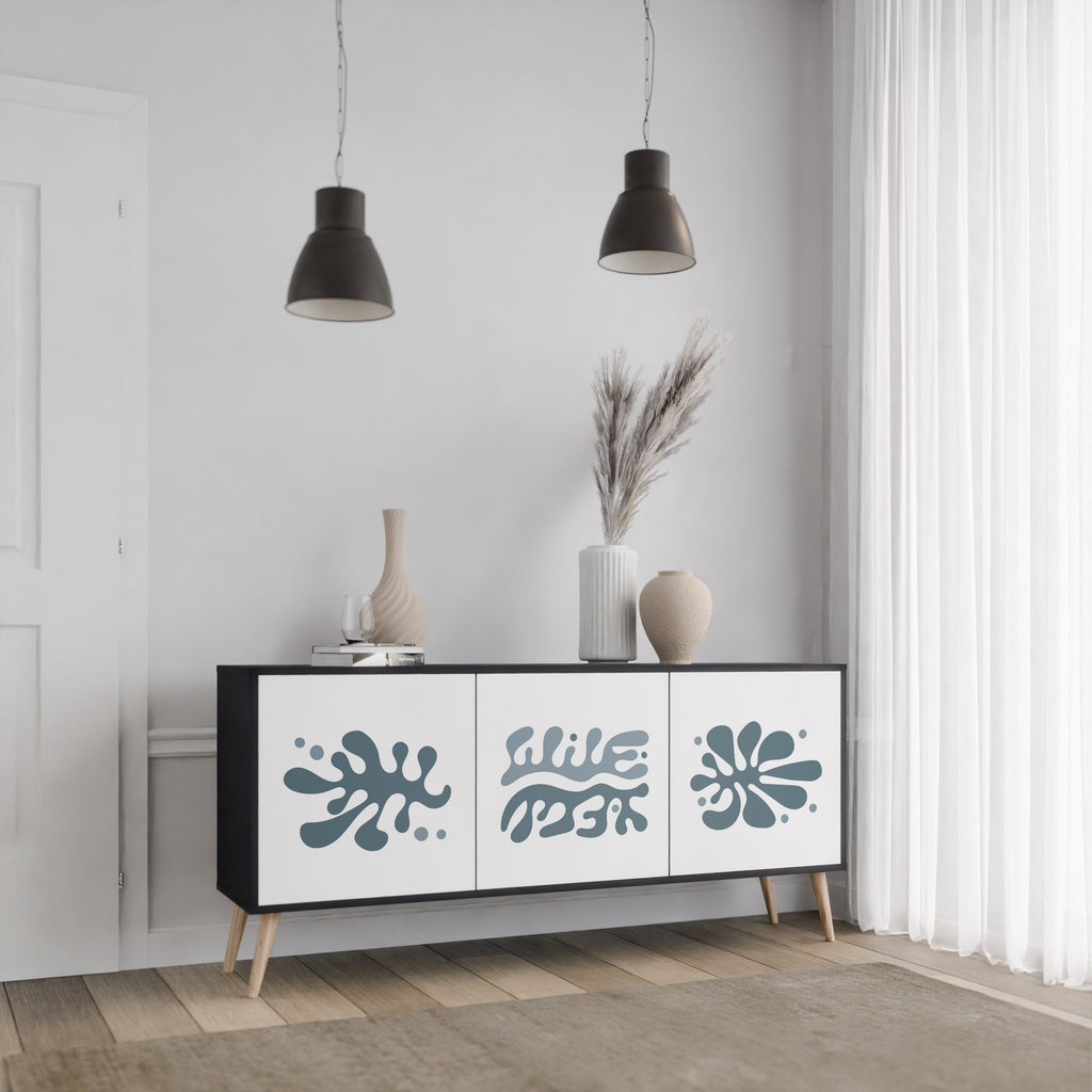 WONDERLAND VEGETATION 3-dörrars skänk i svart finish