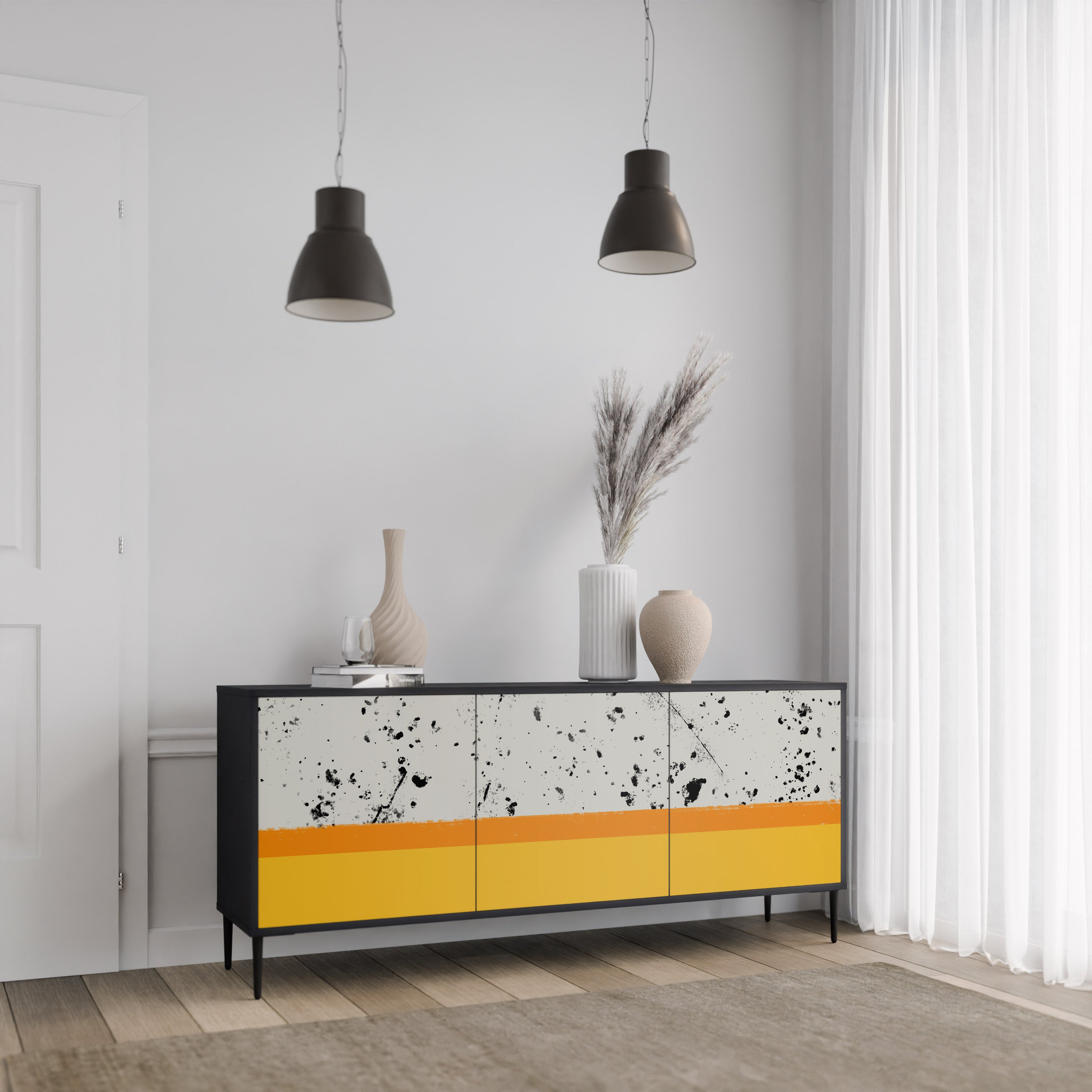 FÄRGAD AV ORANGE 3-dörrars skänk i svart finish