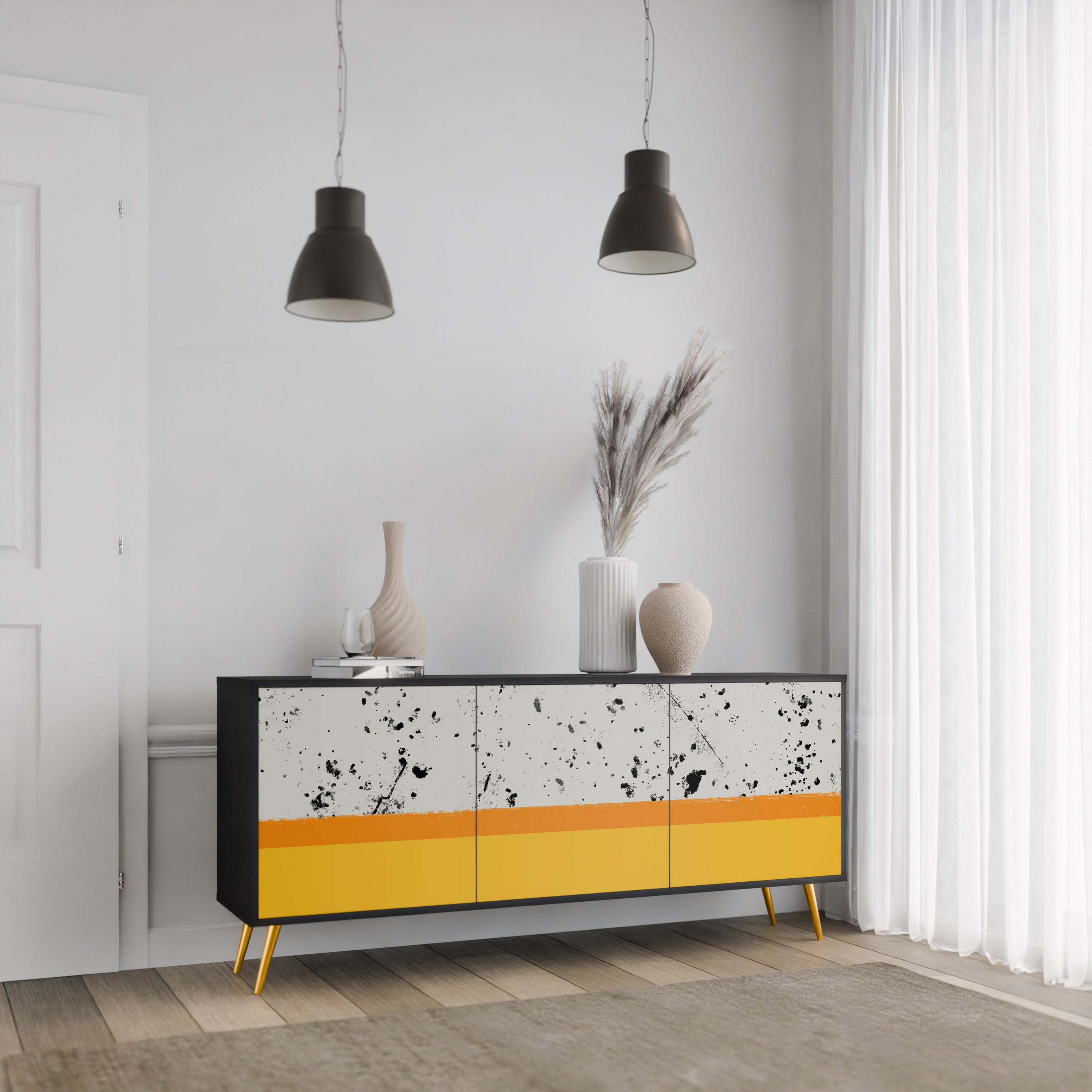 FÄRGAD AV ORANGE 3-dörrars skänk i svart finish